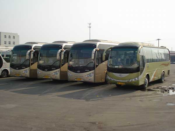 企業(yè)為員工開(kāi)通了企業(yè)班車(chē)方便嗎?有安全隱患嗎?