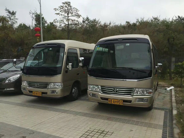 企業(yè)商務(wù)接待用車太難找了,怎么辦?通勤車公司來(lái)幫你